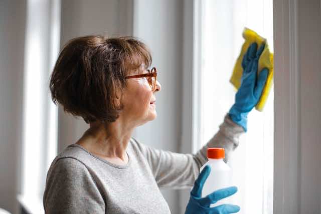 general cleaning vs weekly cleaning services