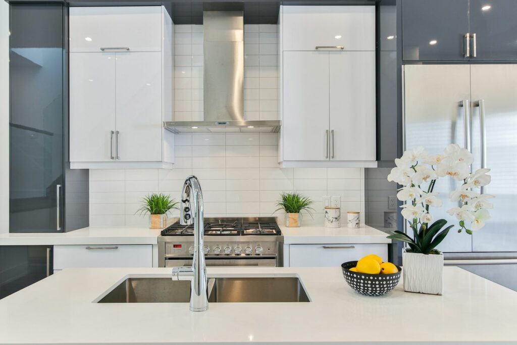 Spring Cleaning Checklist & Lifehacks from Luxury Cleaning NY Kitchen Cleaning: housekeeping checklist
