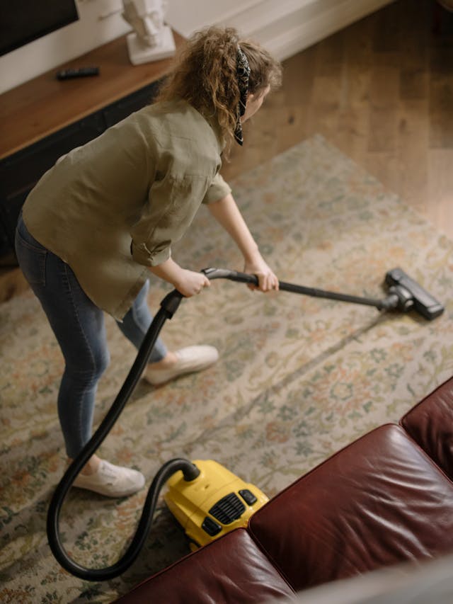 housekeeping tasks